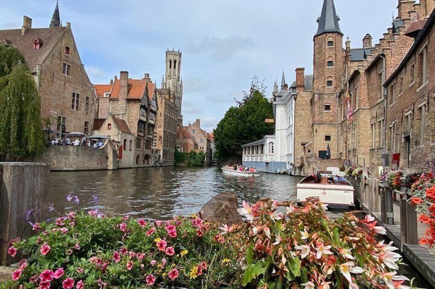 Private Bruges Full-Day Trip by Minivan from Paris