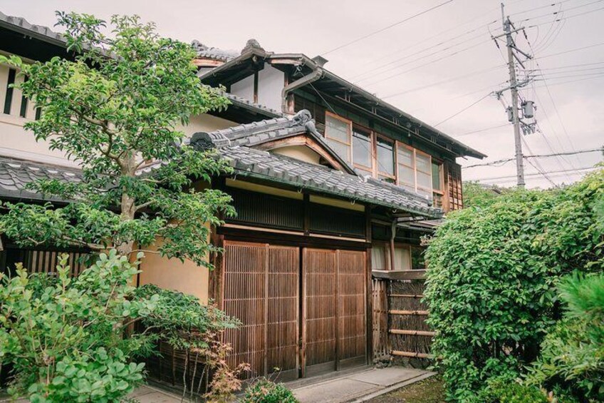 Stunning Private Tea Ceremony: Camellia Garden Teahouse