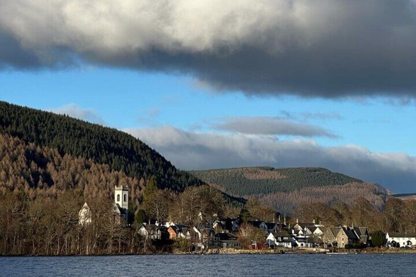 Edinburgh: Highland Perthshire & Whisky Private Luxury Day Tour