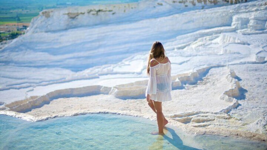Full Day Pamukkale Guided Tour From Izmir With Lunch