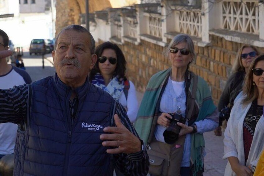 The essential of Algiers by a local expert in a Private Day