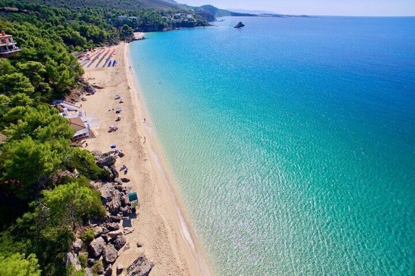 Makris Gialos Beach