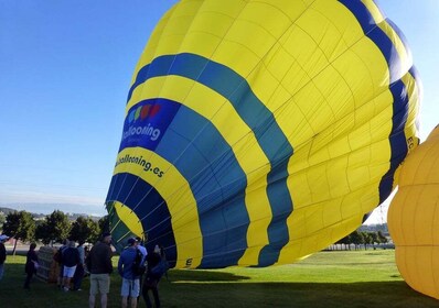 Barcelona: Luchtballonvaart met hapjes en drankjes