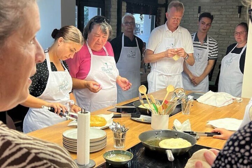 Langos, the Nr.1 Hungarian street food making