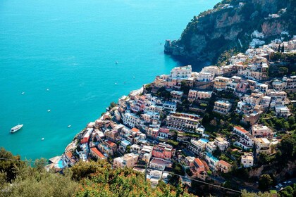 Depuis Naples : Excursion d'une journée sur la côte amalfitaine avec chauff...