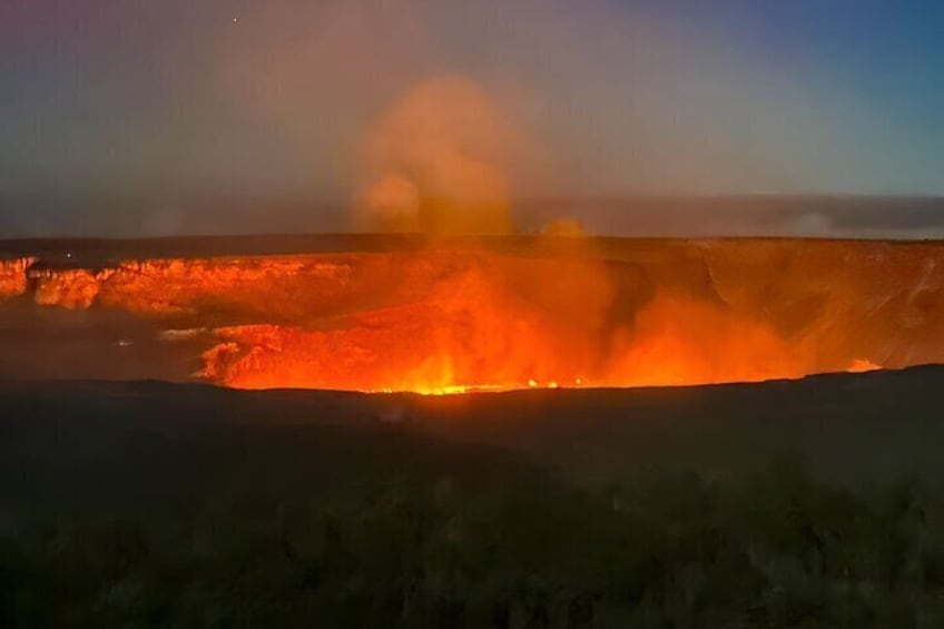 Lava-Halem'aum'au Crater (Kilaeua Volcano)