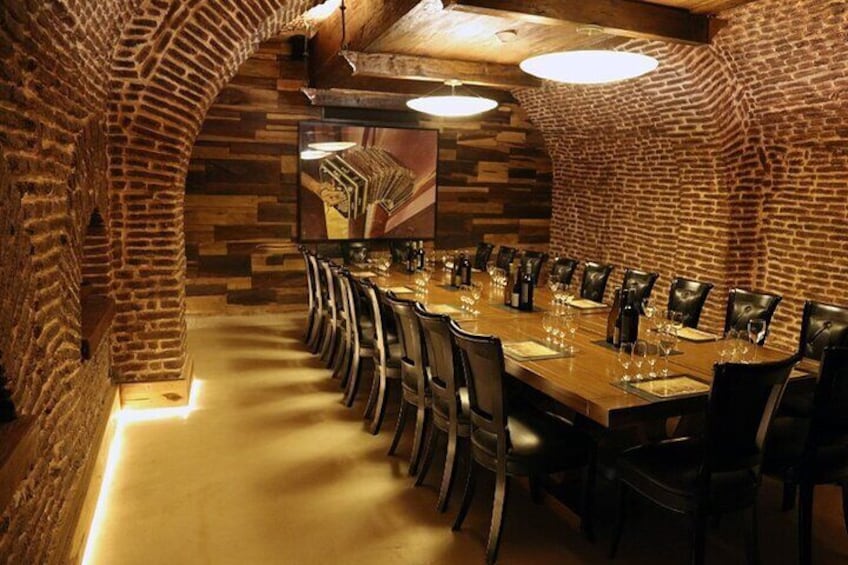 Tango Show with Dinner in a Historic Building in Buenos Aires