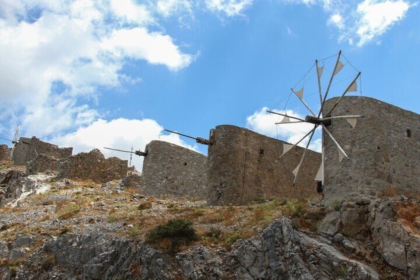 Zeus Cave, Kera Monastery, and Lasithi Plateau: Private Tour from Chania