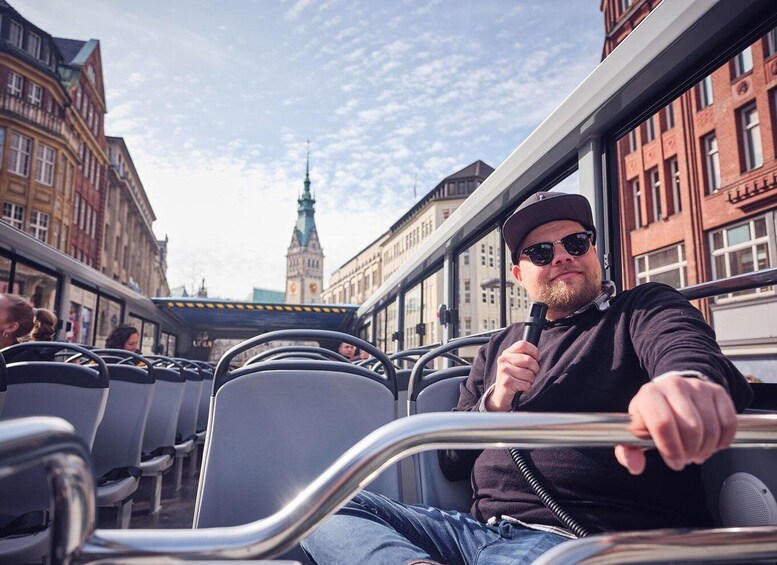 Picture 1 for Activity Hamburg: Line F Hop-On Hop-Off Bus and Boat Tour