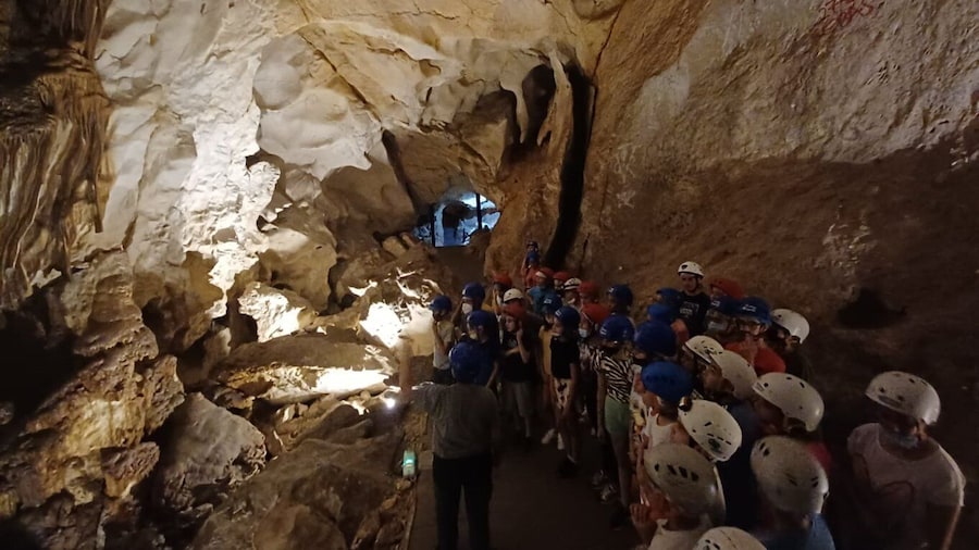 Calasparra: Cueva del Puerto Entry Ticket with Guided Tour