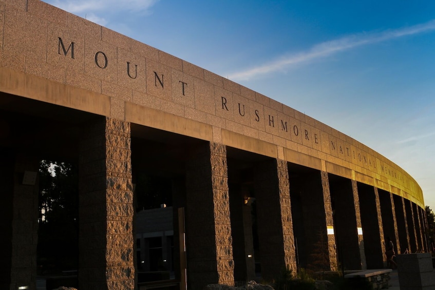 Mount Rushmore Self-guided Walking Audio Tour