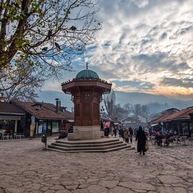 Vanuit Dubrovnik: Rondleiding Sarajevo en Mostar Privé Hele Dag