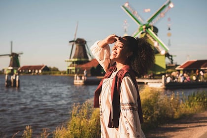 Amsterdam & Zaans Schans: Solo, Couple, or Group Photoshoot