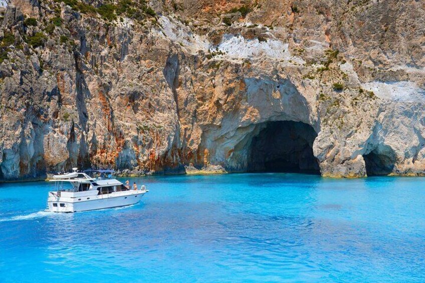 Zante Cruise to Blue Caves & Shipwreck beach photo stop