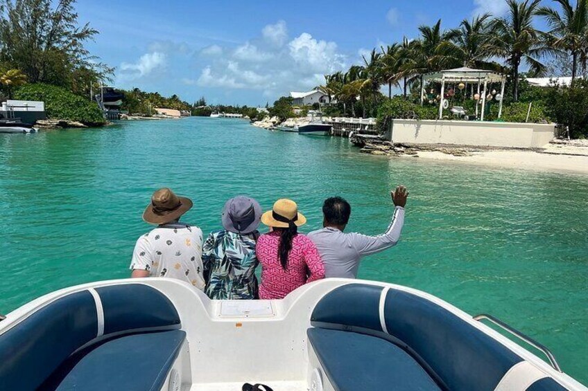 2-Hours Private Charter Tour in Turks and Caicos