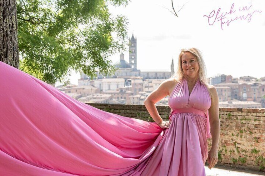 Private shooting with flying dress in Tuscany