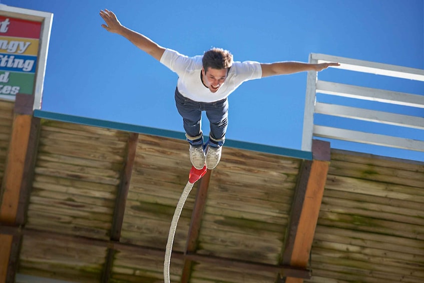 Hanmer Springs: 35-Meter Bungy Jump off Waiau Bridge