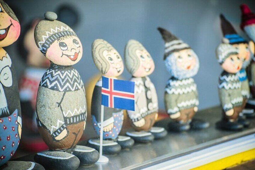 Reykjavik is known for it´s affection towards hand-crafted souvenirs. We will guide you through the best stores in Reykjavik