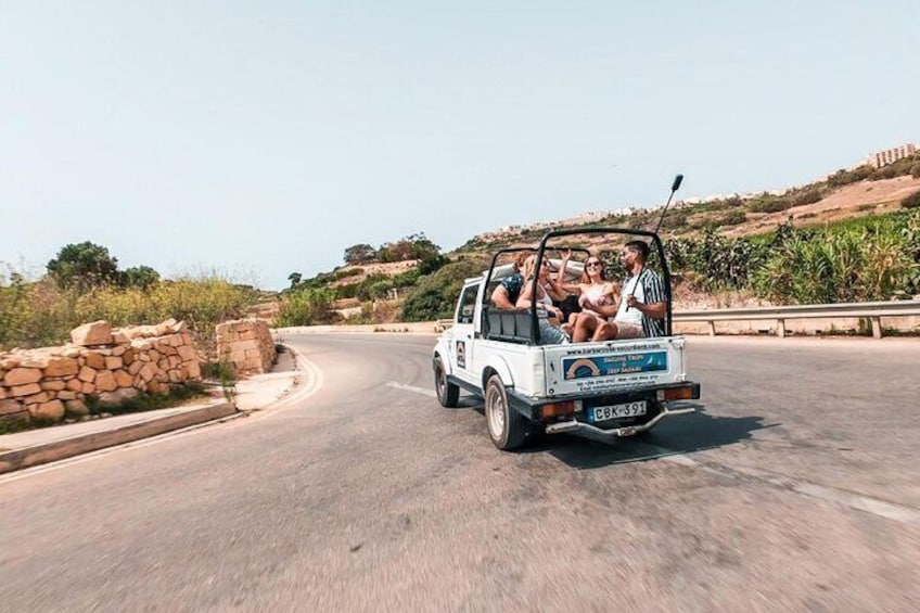 Malta: Gozo Full Day Jeep Tour with lunch and Boat Trip