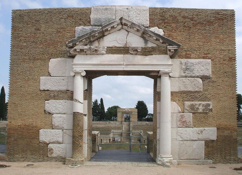 Picture 4 for Activity Lucera: Private Tour of Amphitheater, Church & Fortress