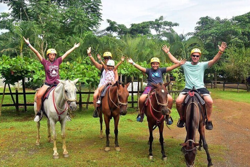 Marmaris Half Day Horse Riding Through the Rivers and Mountains