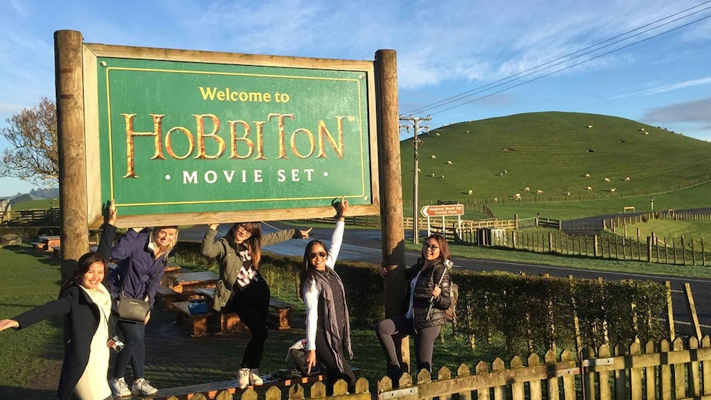 Picture 2 for Activity From Auckland: Hobbiton Movie Set Full-Day Trip