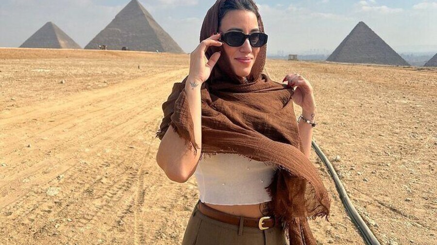 Guided Tour to Giza Pyramids ,Sphinx, Camel & inside the pyramids
