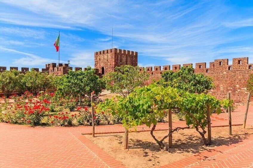 Full Day Private Tour in Historical Algarve Finest