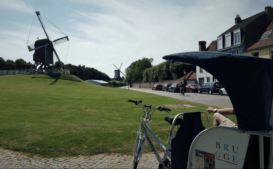 Picture 2 for Activity Bruges: Private Guided Tour by Pedicab