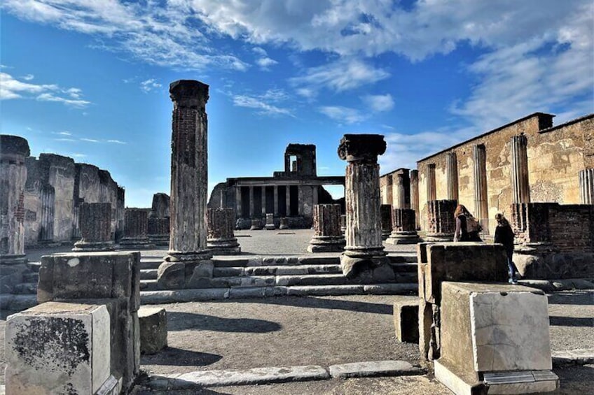 Pompeii Guided Tour with Skip the Line Entry