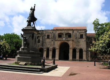 Santo Domingo: Full Day of Cultural Attractions