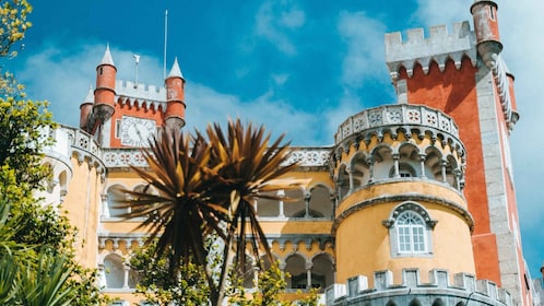 Sintra: Jeeptur med besök på Pena Palace