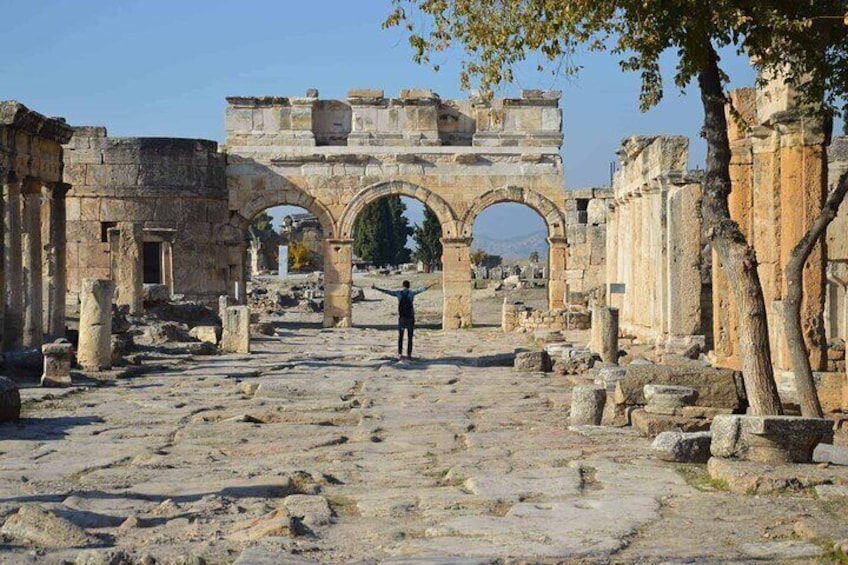 Pamukkale Day Tour From Side With Lunch Dinner Entrance Fees