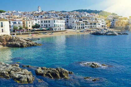 Depuis Gérone : Excursion d'une journée sur la Costa Brava médiévale