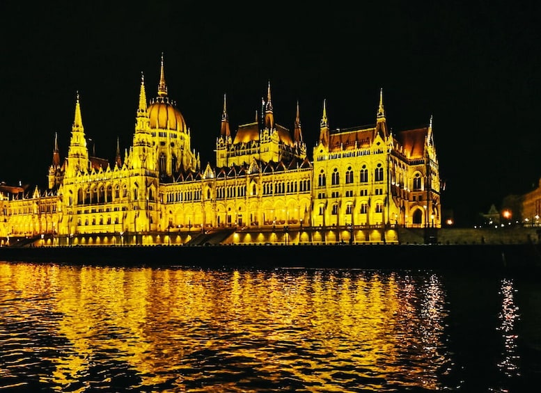 Picture 7 for Activity Budapest: City Highlights Cruise with Welcome Drink