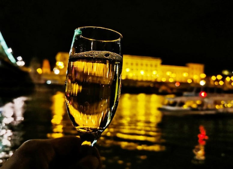 Picture 1 for Activity Budapest: City Highlights Cruise with Welcome Drink