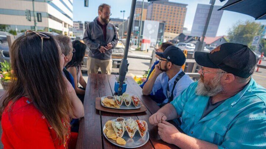 City of Anchorage SIGHTSEEING & FOOD Tour