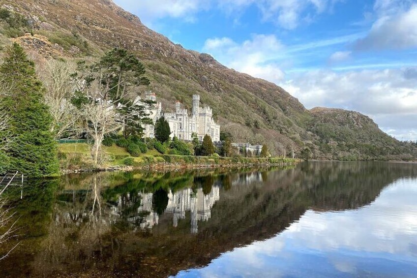 The majestic Kylemore Abbey in the heart of Connemara. 