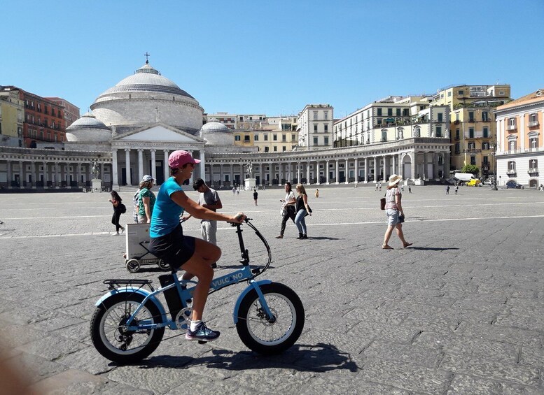 Picture 3 for Activity Naples: Panoramic E-Bike Tour