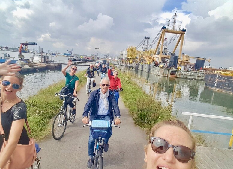 Picture 3 for Activity Rotterdam: City Highlights Guided Bike Tour