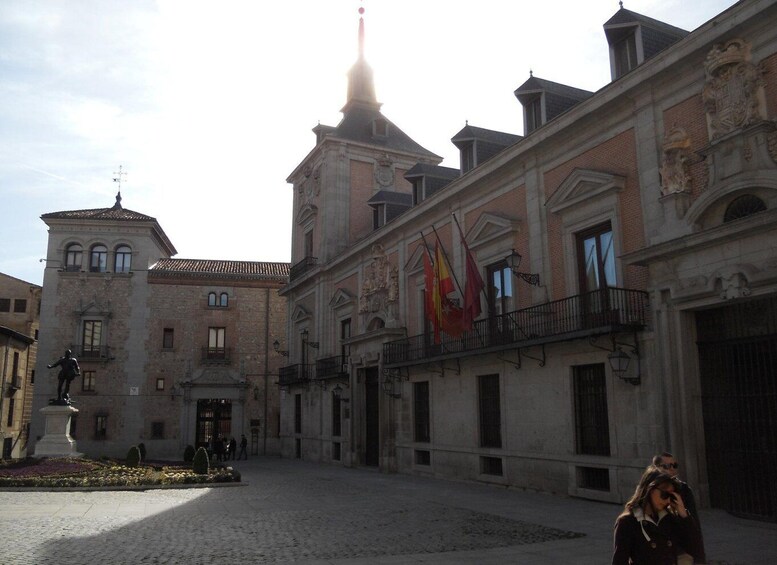 Picture 2 for Activity Madrid: Tour of the Historic City Center