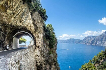 Tour privado por la costa de Amalfi desde Nápoles