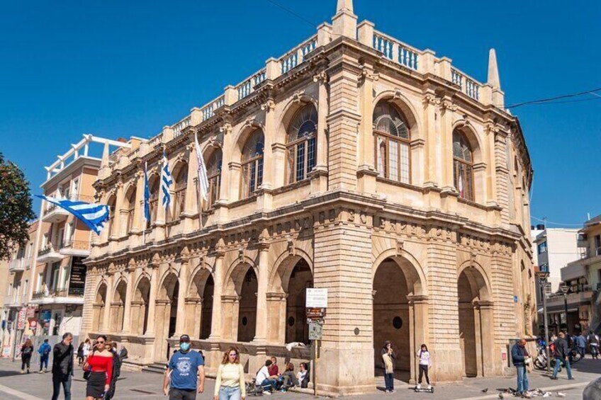 Private Walking Tour in Heraklion and Archaeological Museum