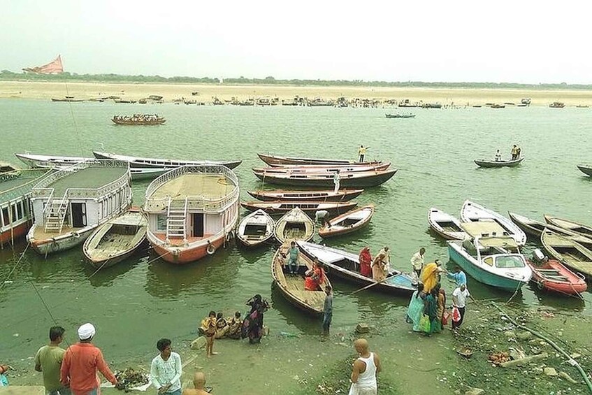 Picture 1 for Activity Varanasi: Morning Tour with Yoga Session and Boat Ride