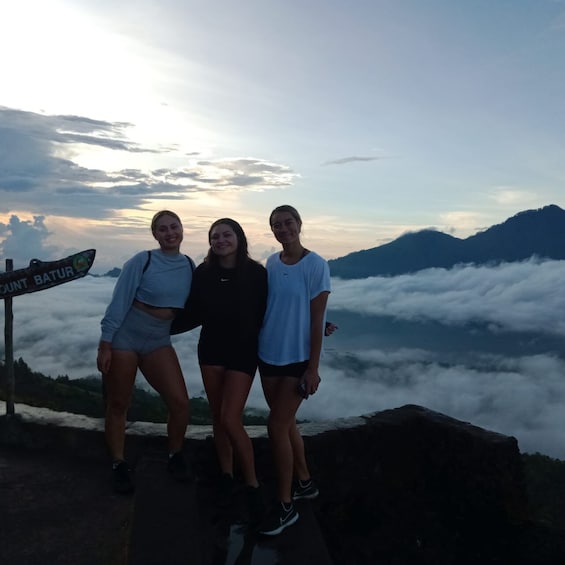 Mount Agung Volcano Sunrise private guide, coffee plantation & transport