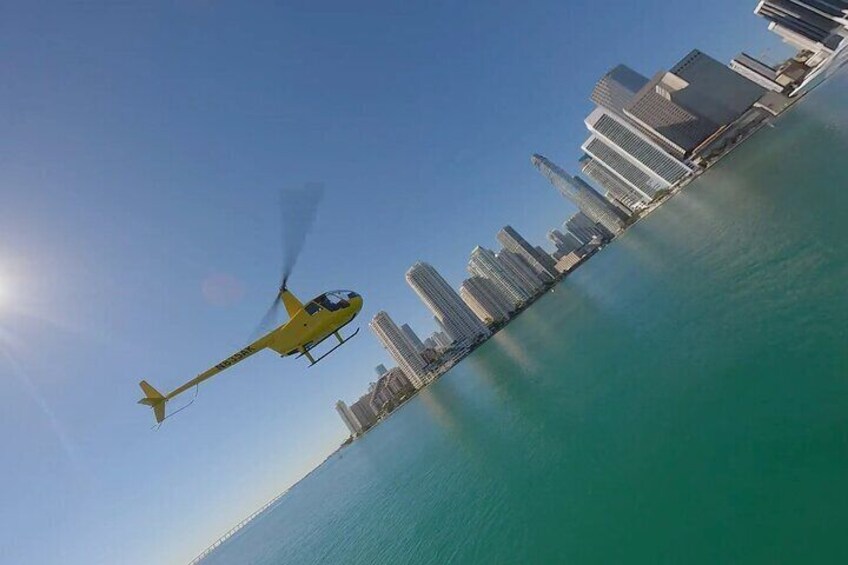 1 Hour luxury Private Helicopter sightseeing Miami Beach 