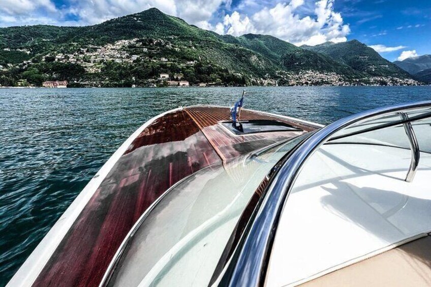 Private Cruise on Lake Como with Luxury Motorboat from 1H to 4H