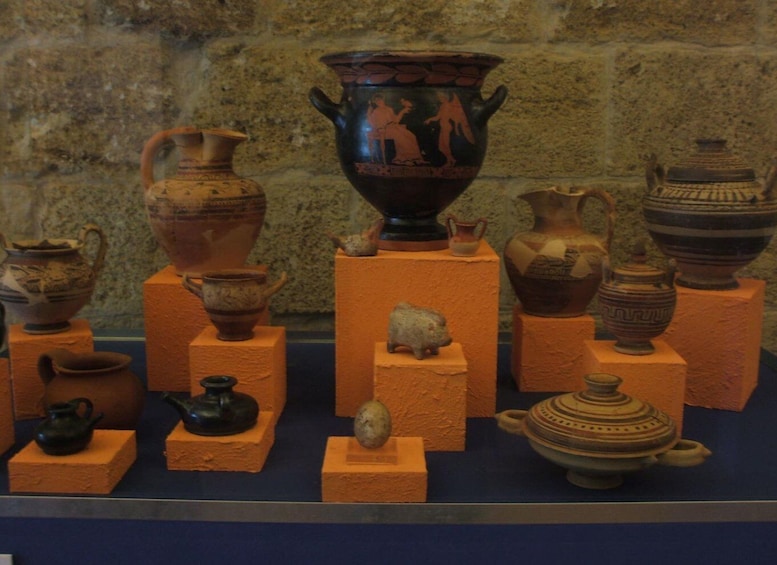 Picture 3 for Activity Gioia del Colle: Private 2-Hour Treasure of Antiquity Tour