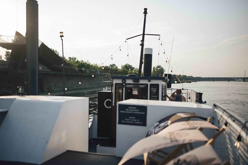 Picture 10 for Activity Warsaw: Boat Party with Unlimited Drinks &VIP Club Entrance