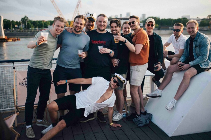 Picture 15 for Activity Warsaw: Boat Party with Unlimited Drinks &VIP Club Entrance